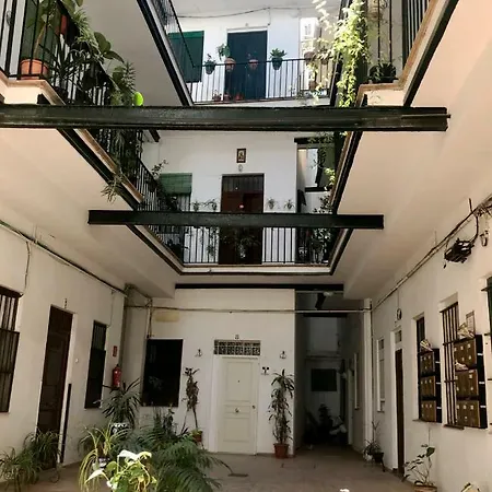 Ideal Tipo Loft En Triana Wifi Apartamento *