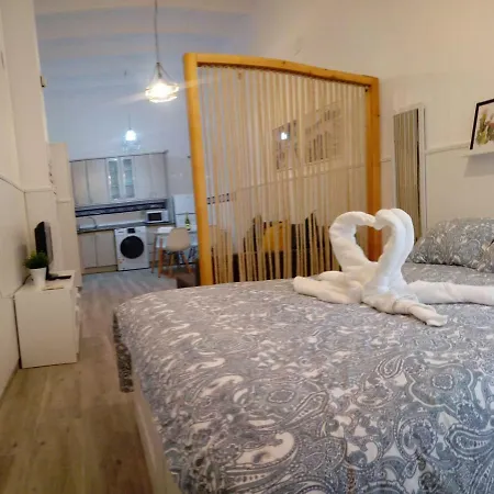 Ideal Tipo Loft En Triana Wifi Apartamento